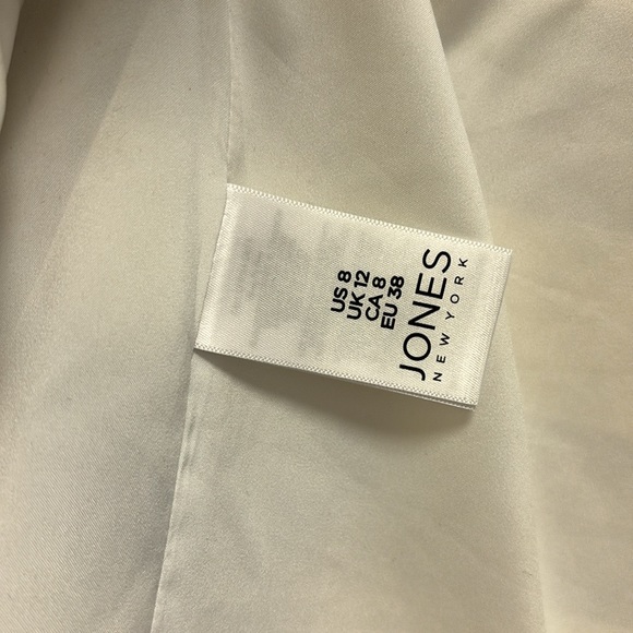 Jones New York blazer - Picture 6 of 6